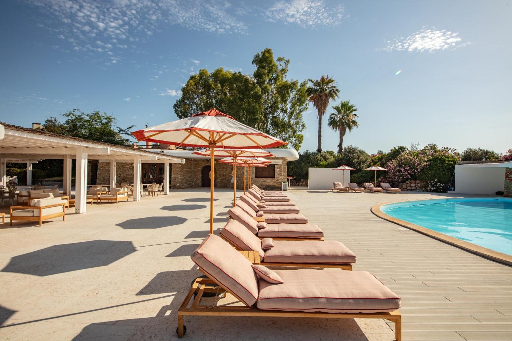 Is Molas Resort Pula Εξωτερικό φωτογραφία