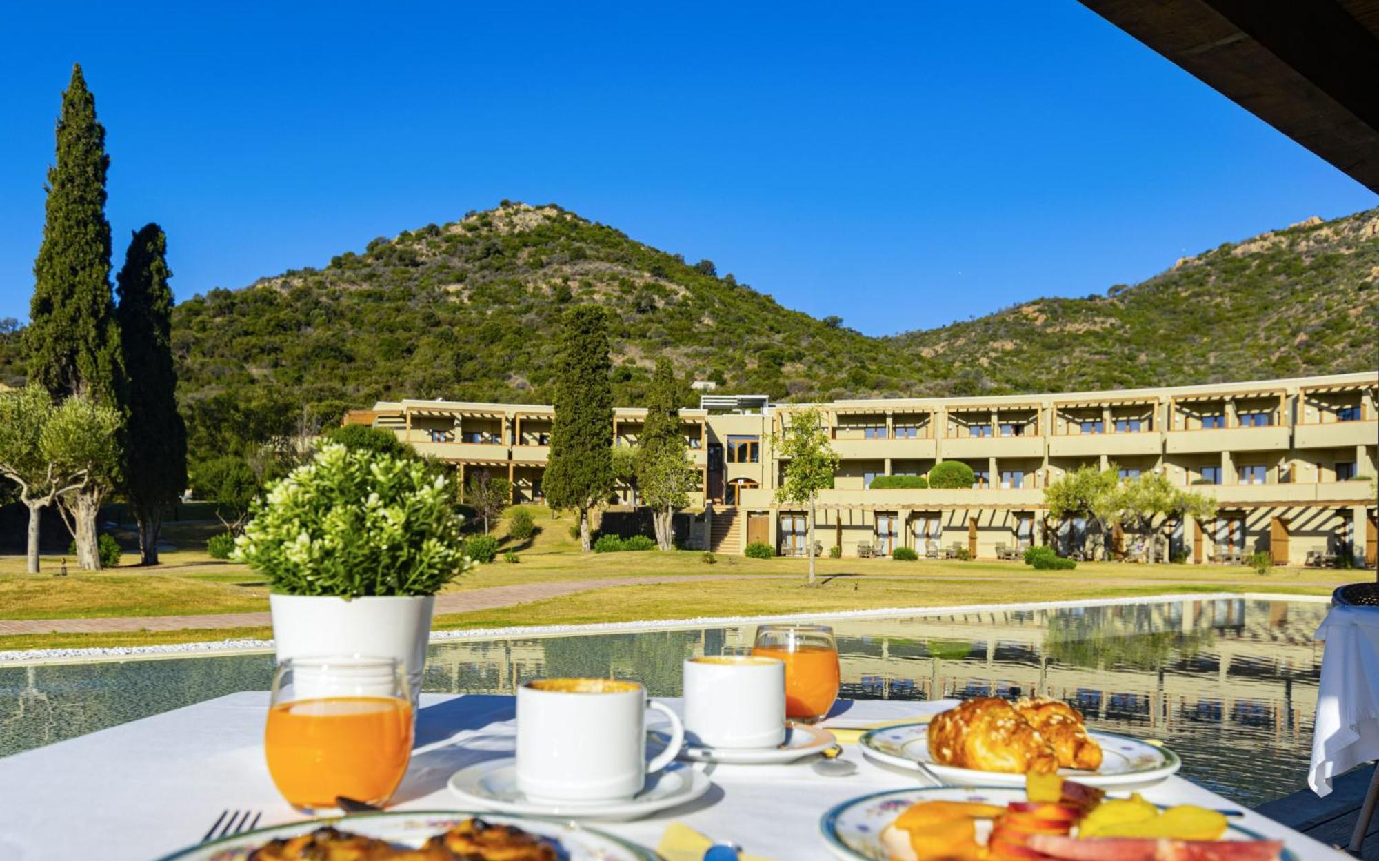 Is Molas Resort Pula Εξωτερικό φωτογραφία